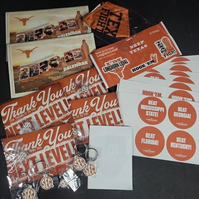 Sale Photo Thumbnail #808: I04720 | Texas Longhorns SEC Fan Memorabilia