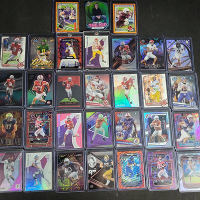 Sale Photo Thumbnail #535: I04648 | Assortment of 31 Modern Football Cards