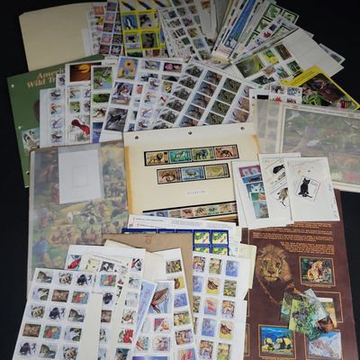 Sale Photo Thumbnail #949: I04879 | Assorted Worldwide Wildlife Stamps and Seals