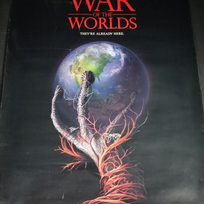 Sale Photo Thumbnail #64: I04629 | Autographed War of the Worlds Poster Tom Cruise