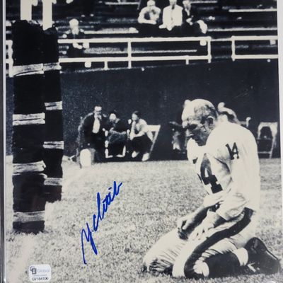 Sale Photo Thumbnail #718: I04413 | Autographed Y.A. Tittle 8x10 Photograph