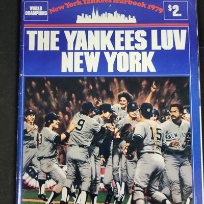 Sale Photo Thumbnail #701: I04349 | Signed 1979 New York Yankees Yearbook