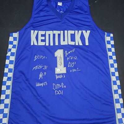 Sale Photo Thumbnail #669: I04694 | Signed Kentucky Basketball Team Jersey Beckett