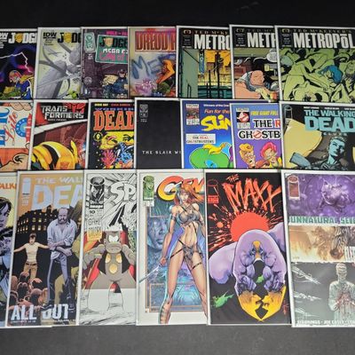 Sale Photo Thumbnail #349: I04778 | Collection of 20 Modern Comic Books
