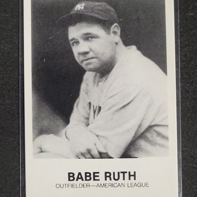 Sale Photo Thumbnail #631: I04274 | 1983 Renata Galasso Babe Ruth Card