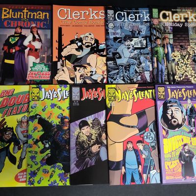 Sale Photo Thumbnail #386: I04069 | Kevin Smith Oni Press Comic Collection