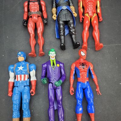 Sale Photo Thumbnail #905: I04761 | Six 12-Inch Comic Action Figures