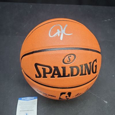 Sale Photo Thumbnail #670: I04701 | Giannis Antetokounmpo Signed Spalding Basketball Beckett