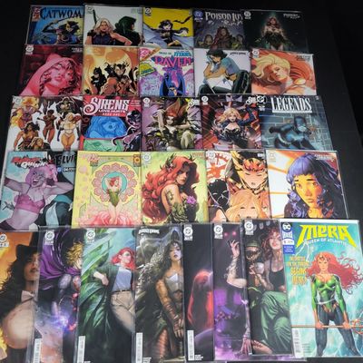 Sale Photo Thumbnail #156: I04548 | A Collection of DC Variant Comics