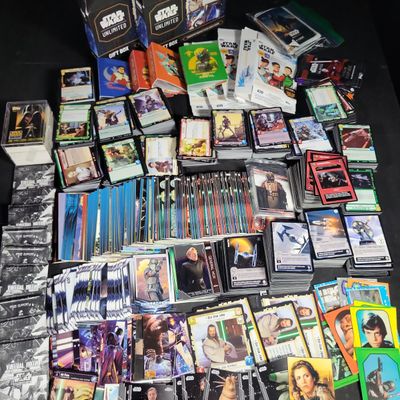 Sale Photo Thumbnail #442: I04692 | Large Star Wars Trading Card Lot