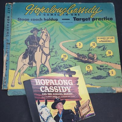 Sale Photo Thumbnail #907: I04678 | Pair of 1950s Hopalong Cassidy Items