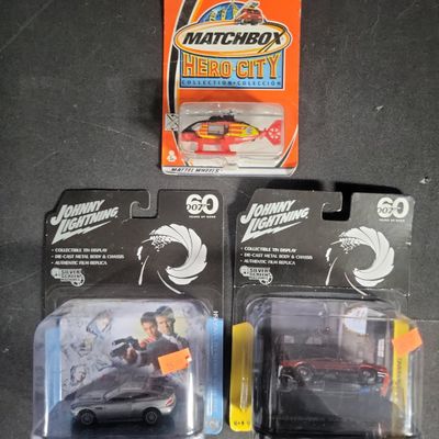Sale Photo Thumbnail #821: I04310 | Johnny Lightning and Matchbox Die-cast Vehicles