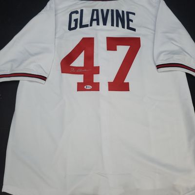 Sale Photo Thumbnail #690: I04696 | Signed Tom Glavine Jersey Beckett