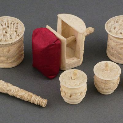 Sale Photo Thumbnail #203: Antique Chinese Carved Bone Sewing Accessories
