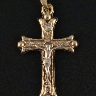 Sale Photo Thumbnail #118: 14K Gold Crucifix Pendant