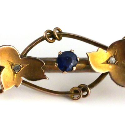 Sale Photo Thumbnail #157: 9K Gold Blue Tourmaline Floral Bar Brooch