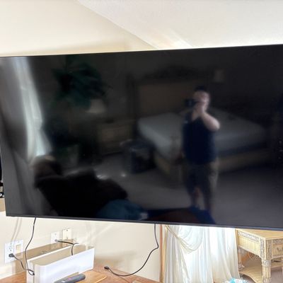 Sale Photo Thumbnail #13: Vizio M65Q6-J09 65-Inch 4K UHD Quantum Color Smart TV with Voice Remote and Wall Mount