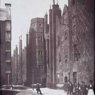 Society For Photographing Relics Of Old London, Lincoln's Inn: Old Square, c. 1876