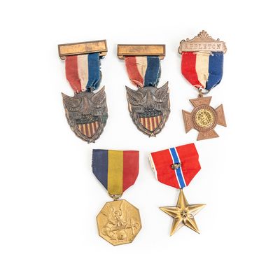 Sale Photo Thumbnail #213: Medals 2 WWI, Bronze Star, Navy Marine, German Am