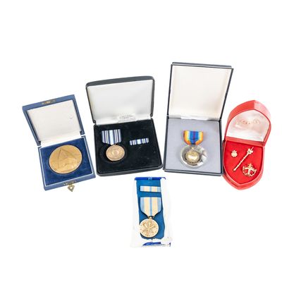 Sale Photo Thumbnail #278: Cased Medals (5) Czech, US