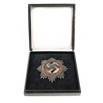 Sale Photo Thumbnail #82: WWII German Cross (Deutches Kreuz) in Case