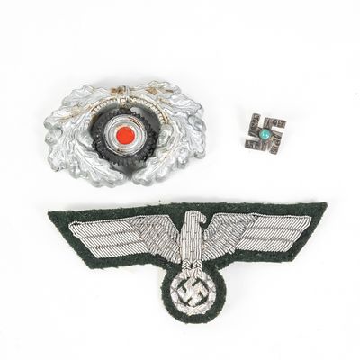 Sale Photo Thumbnail #166: WWII German Insignia Mix