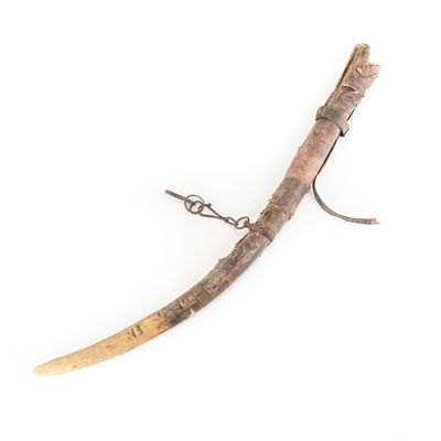 Sale Photo Thumbnail #6: 17th C. Eastern Sword Scabbard