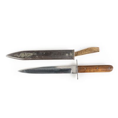 Sale Photo Thumbnail #314: Modified Single-Edge Bayonet Fighting Knife & Scab