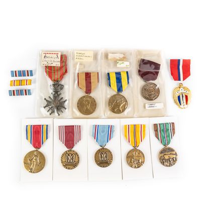Sale Photo Thumbnail #255: 11 Medals Nice Collection
