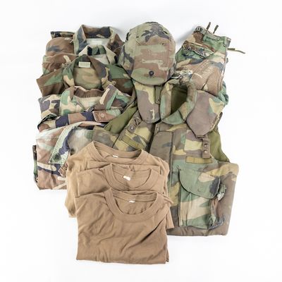 Sale Photo Thumbnail #306: US Military BDU Uniform & Gear Group (11)