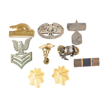 Sale Photo Thumbnail #282: Petty, Sweetheart, USMC EGA, Cuba, Major, Medical