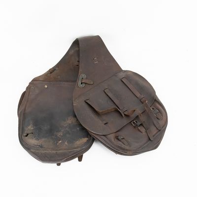 Sale Photo Thumbnail #24: Antique US Cavalry Leather Saddlebags