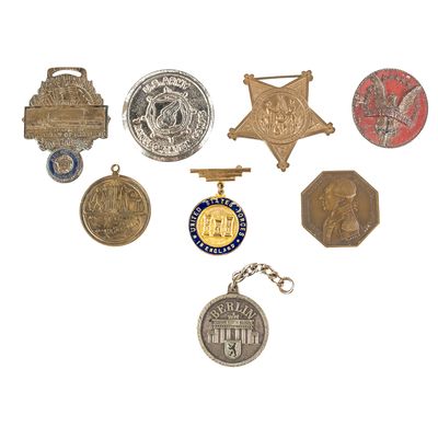 Sale Photo Thumbnail #291: Medals Badges Cracker Jack GAR Fob Sweetheart