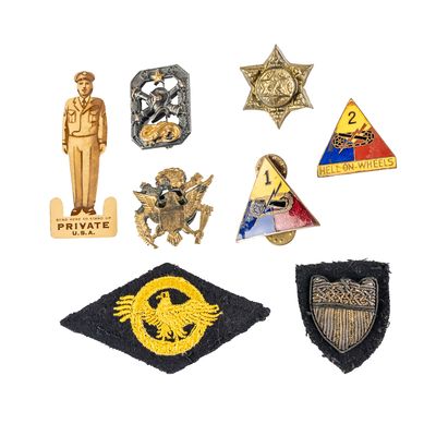 Sale Photo Thumbnail #289: French, Visor Badge, Irish, Toy Soldier, DUI, Duck