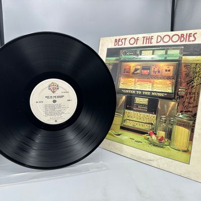 1976 Warner Bros. Records The Doobie Brothers Best of the Doobies Vinyl Album - BS 2978