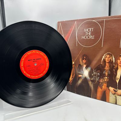1973 Columbia Records Mott the Hoople Mott Vinyl Album - KC 32425