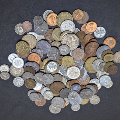 Sale Photo Thumbnail #290: 1.0 Lbs. of Various Vintage & Modern World Coins