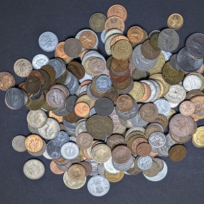 Sale Photo Thumbnail #139: 1.9 Lbs. of Various Vintage & Modern World Coins