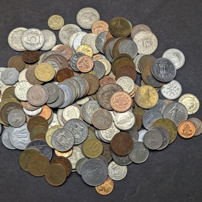 Sale Photo Thumbnail #39: 1.6 Lbs. of Various Vintage & Modern World Coins