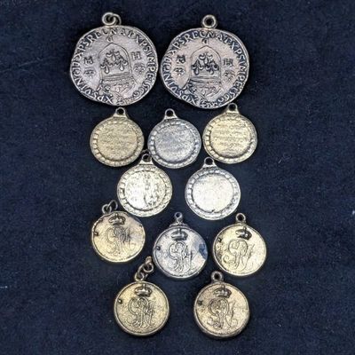 Sale Photo Thumbnail #134: (12) France & United Kingdom Base Metal Historical and Commemorative Medals