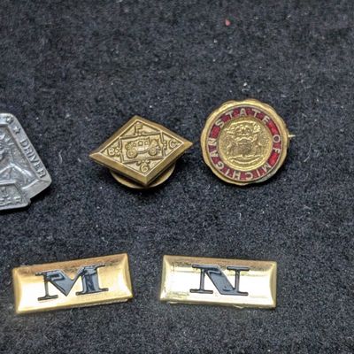 Sale Photo Thumbnail #167: (5) US Vintage Service Award and Corporate Pins and Tags