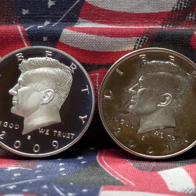 Sale Photo Thumbnail #280: 2009-S & 2001-S GEM PROOF Kennedy Silver Half Dollars in Capsules