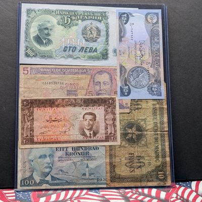 Sale Photo Thumbnail #263: (6) Assorted World Currency Notes in Display
