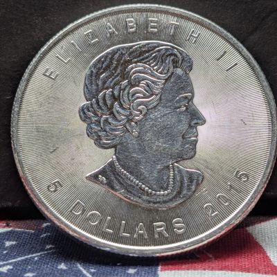 Sale Photo Thumbnail #396: 1 oz. .9999 FINE SILVER 2015 Canadian $5 Maple Leaf Round