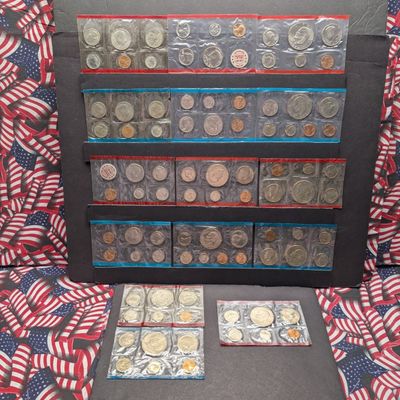 Sale Photo Thumbnail #316: (15) 1970's P&D U.S. Mint UNC Sets in Government Sealed Plastic