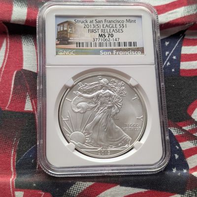Sale Photo Thumbnail #275: 2013-(S) American Silver Eagle 1 Troy Oz. .999 Silver - NGC MS70 First Release