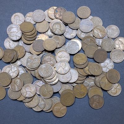 Sale Photo Thumbnail #107: 1 Pound of Various 1930's Lincoln Wheat Cents