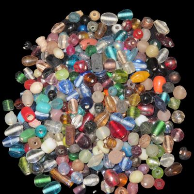 Sale Photo Thumbnail #306: Collection of Early Historic Glass Trade Beads, Oregon