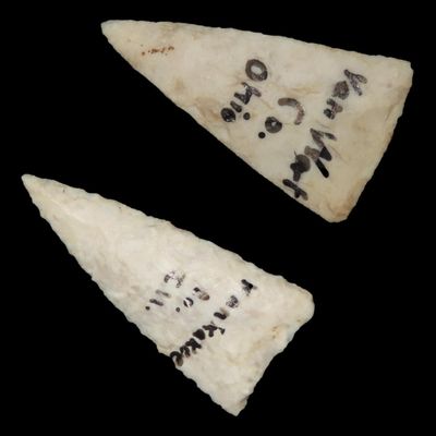 Sale Photo Thumbnail #196: Lot of 2 Triangular Bird Points, Ohio and Kankakee Co., Illinois