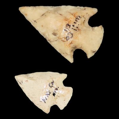 Sale Photo Thumbnail #81: Lot of 2 Finely Made Klunk Points, Will Co., Illinois